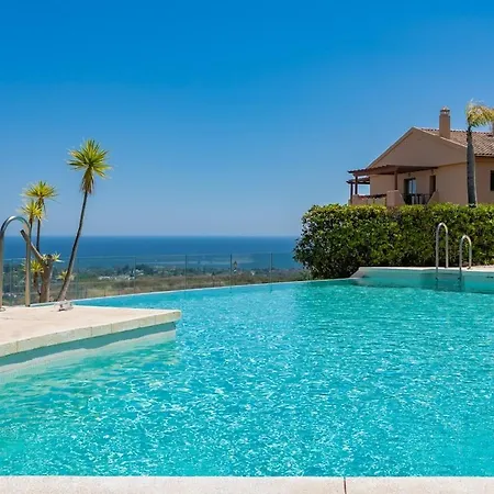 Casa Cifuentes - Penthouse 2br With Sea Views & Heated Pool *