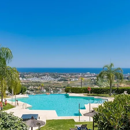 Lejlighed Casa Cifuentes - Penthouse 2br With Sea Views & Heated Pool Estepona