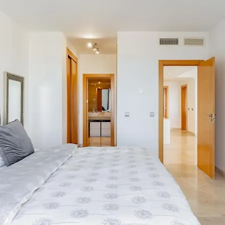 Casa Cifuentes - Penthouse 2br With Sea Views & Heated Pool *